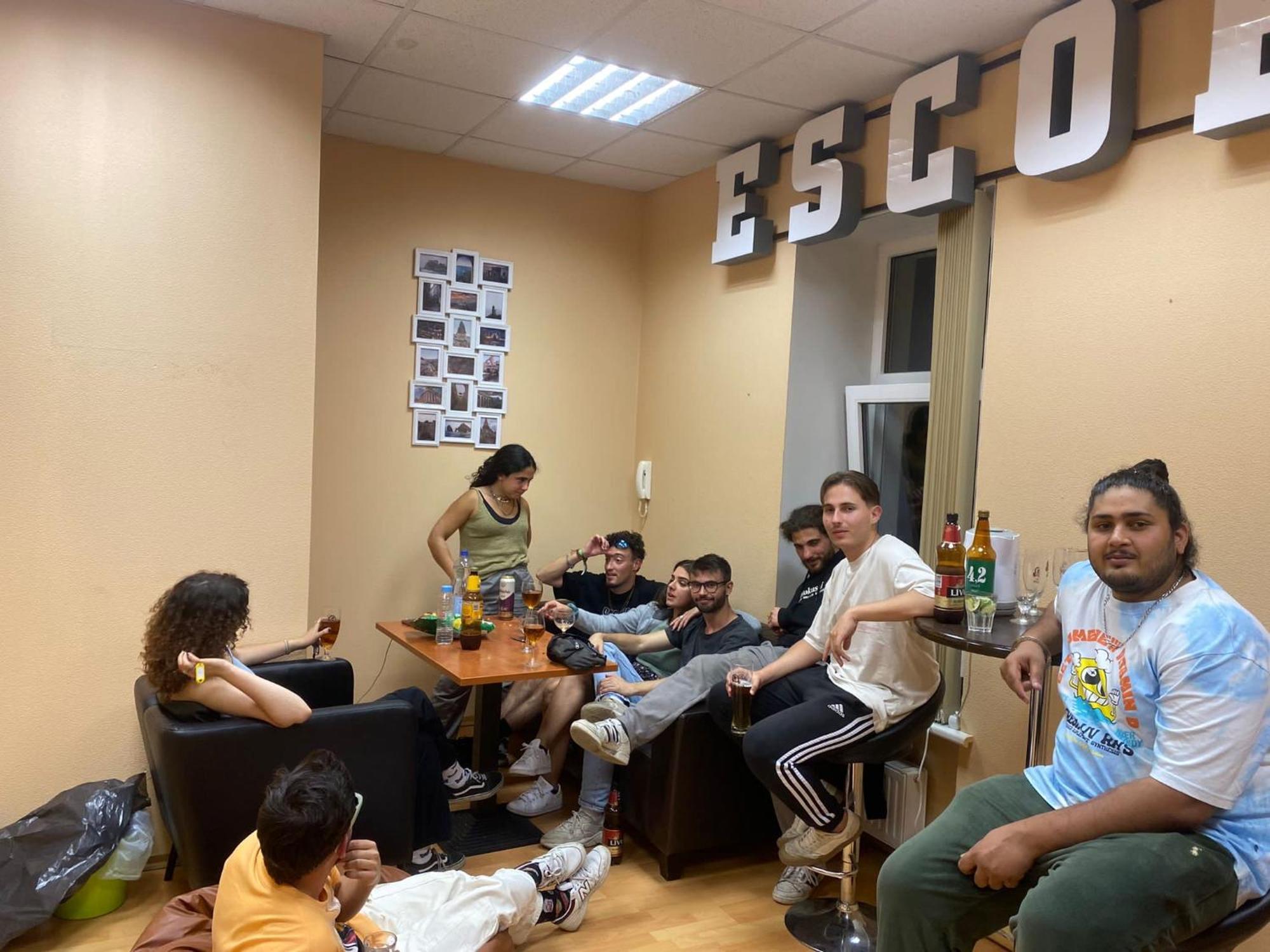 Escobars Backpackers Hostel 리가 외부 사진